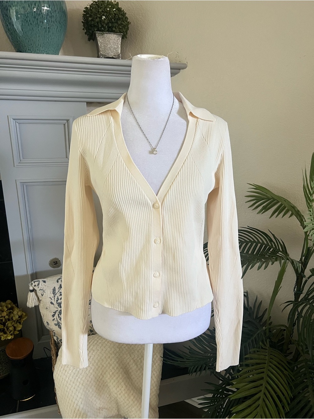 rag & bone Cream Ribbed Button-Down Collared Top nwot - Picture 2 of 11